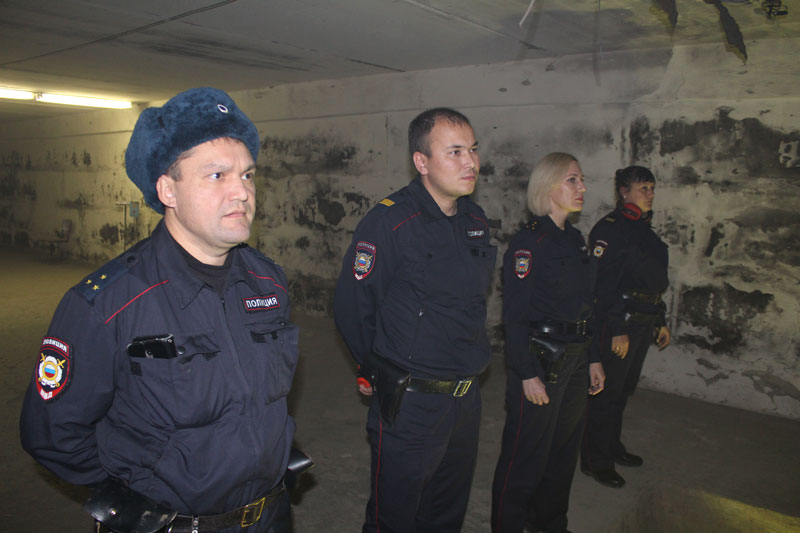 Оценка «удовлетворительно»! Каменские полицейские доказывали свою профессиональную подготовку — теоретическую и практическую