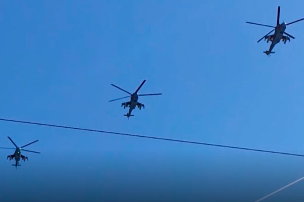 Истребители и бомбардировщики уже тренируются на аэродроме в Каменске-Уральском — готовятся к авиапараду в День Победы над Екатеринбургом