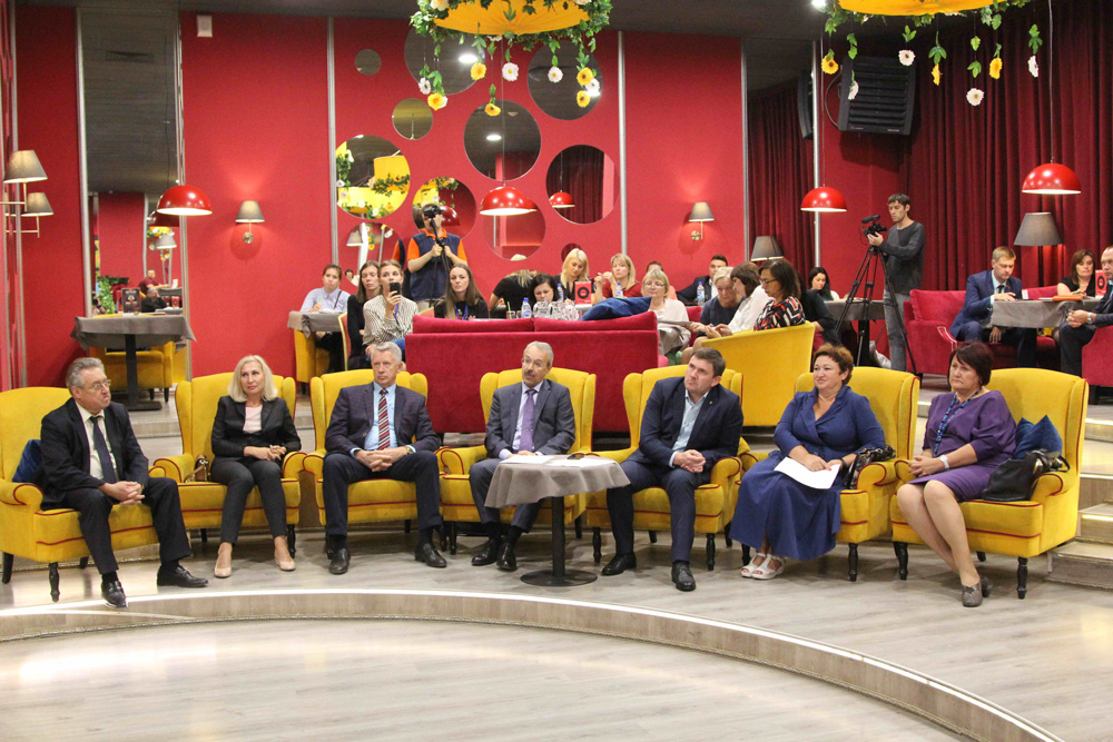 «Нужно сделать так, чтобы туристы захотели к нам приехать»: в Каменске вновь решают, как заманивать гостей в рамках Самоцветного кольца