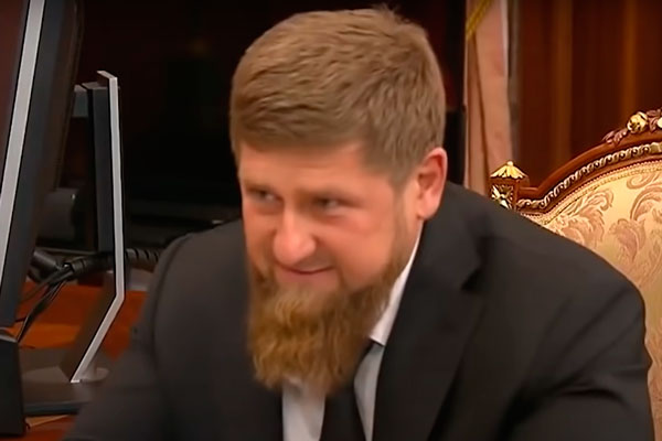 «Кровная месть — традиция Чечни». Кремль прокомментировал петицию об отставке Кадырова