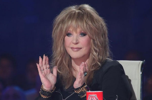 «Шелуха и мразь»: Соловьёва разозлило возвращение Пугачёвой в Россию