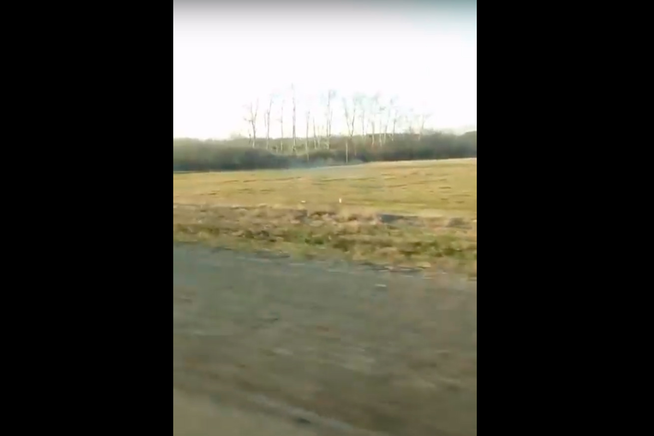 На въезде в Каменск-Уральский жители заметили переполненную свалку: «Так много мусора, что он засыпает ближайшие поля при порывах ветра» На въезде в Каменск-Уральский жители заметили переполненную свалку: «Так много мусора, что он засыпает ближайшие поля при порывах ветра»