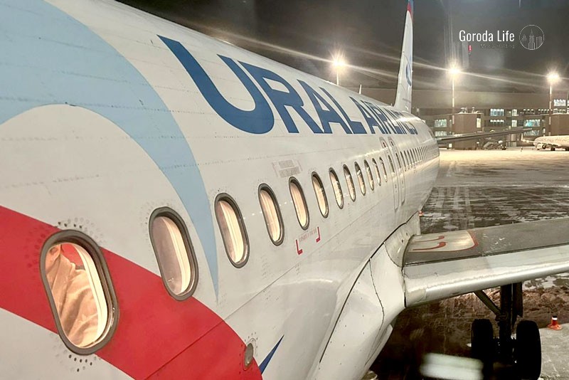 Пилотам, совершившим экстренную посадку в поле, отказано в возврате зарплаты по решению Росавиации