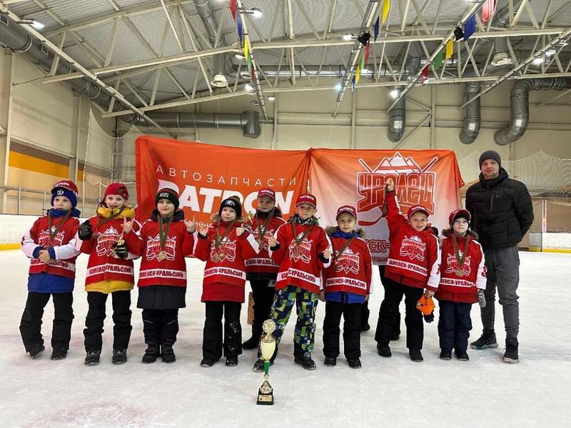 Каменские юные хоккеисты стали призёрами международного турнира