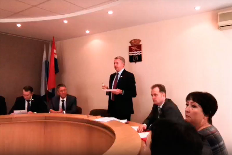 Собрались вне очереди. Депутаты подготовили спецобращение к Заксобранию о присвоении Каменску-Уральскому «доблестного» статуса