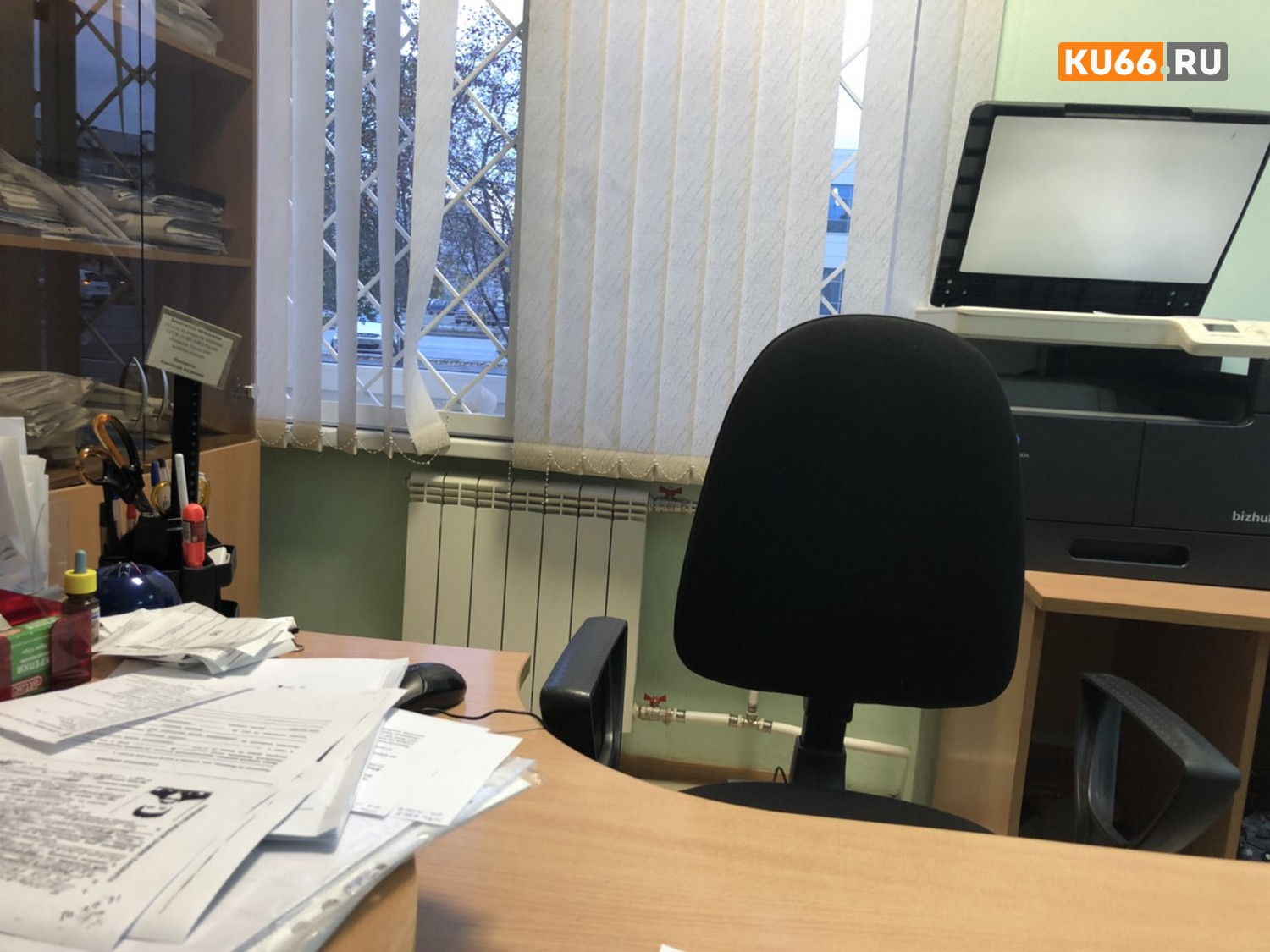 История с мужчиной из Чехии, который хочет стать гражданином России через МФЦ Каменска-Уральского, продолжается. Он вновь обивает пороги