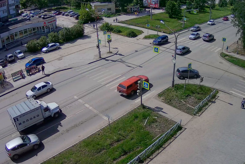 Следят все пристальнее: местный провайдер установил еще несколько камер на улицах Каменска и останавливаться на этом не собирается