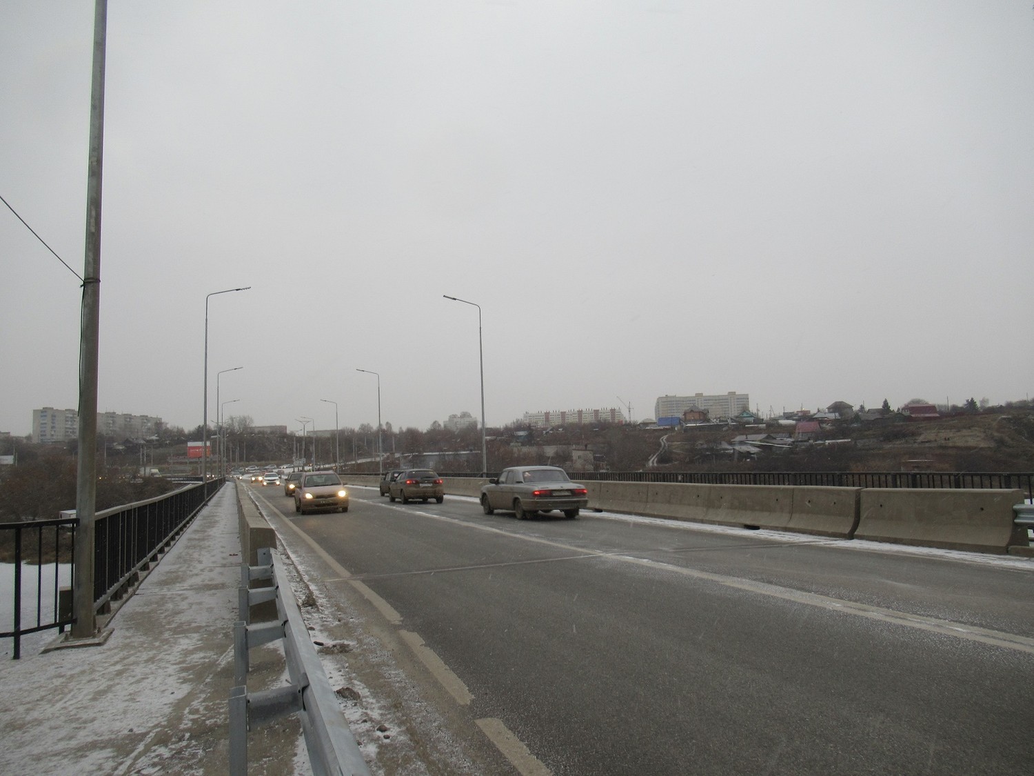 Свершилось! В Каменске официально завершен ремонт Байновского моста. Власти выражают благодарность, но некоторые вопрошают: «За что?»