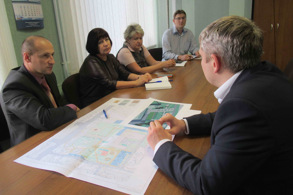 В Каменске-Уральском подвели итоги благоустройства – за год в городе появилась дюжина мест для отдыха и досуга. Недоделки есть, но...