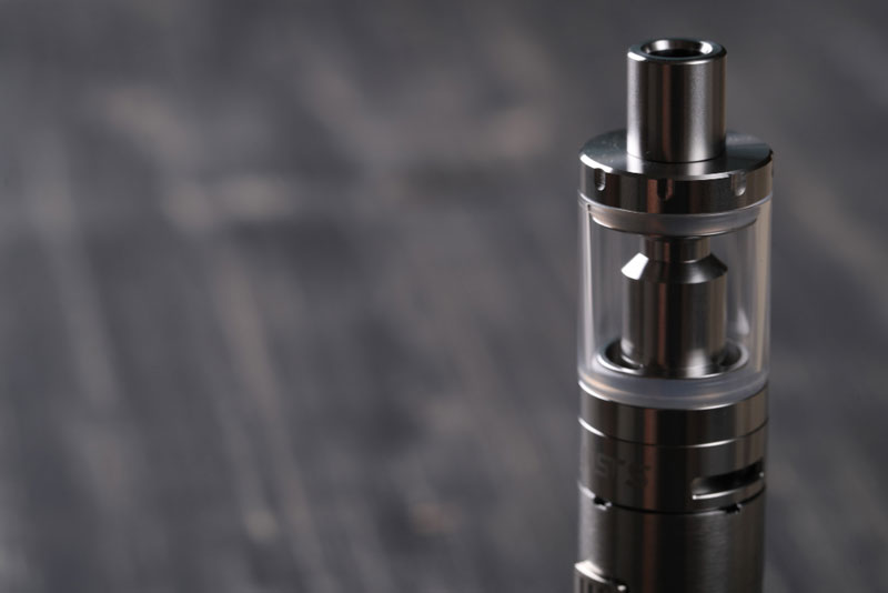 Мифы о вейпах: в Каменске-Уральском призвали не вестись на информацию о безопасности «электронок» | Администрация Каменска-Уральского рассказала о вреде вейпов