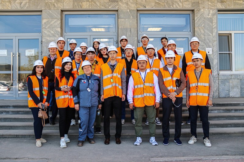 Salom, завод! | Студенты из Узбекистана посетили Уральский алюминиевый завод