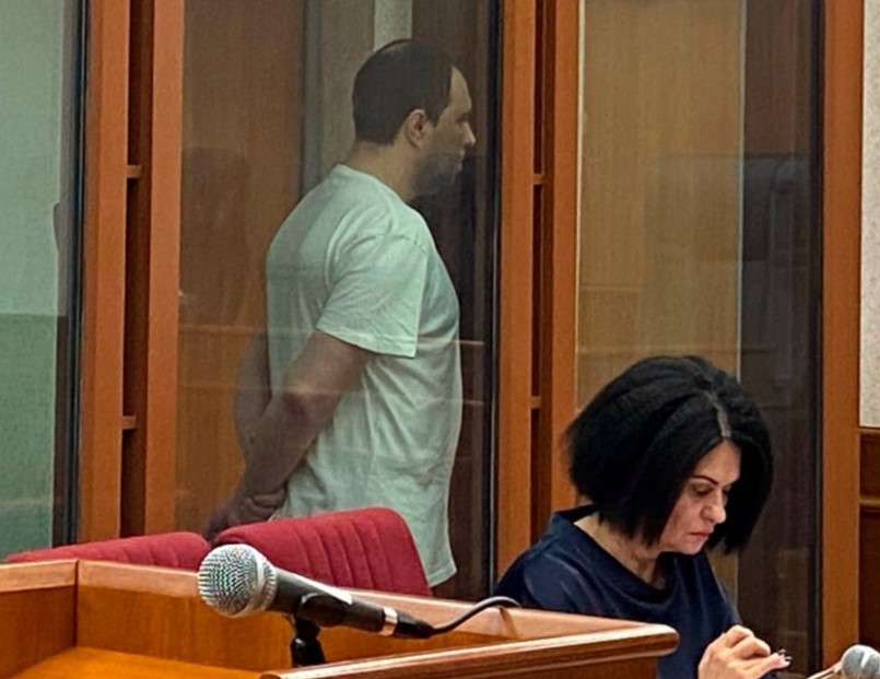 Учителя-педофила Евгения Полежаева приговорили к 23 годам тюрьмы — в его деле 136 эпизодов | В Екатеринбурге приговорили учителя-педофила Евгения Полежаева к 23 годам тюрьмы