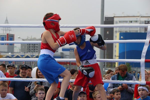 На карте России появился боксерский ринг. В Каменске-Уральском состоялось празднование международного дня бокса