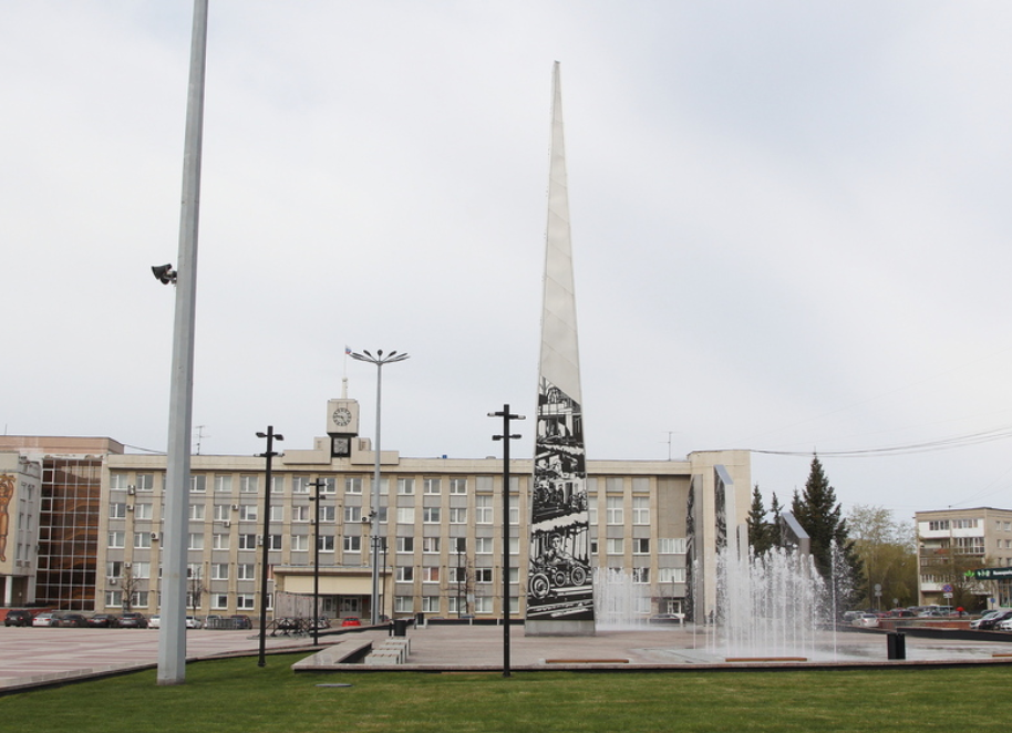 Фонтаны в Каменске-Уральском заработают уже сегодня — 29 июля | В Каменске-Уральском включат фонтан с подсветкой