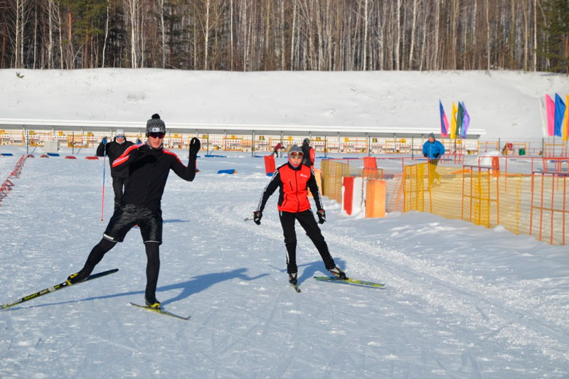 Спасатель из Каменска-Уральского на областном соревновании по лыжным гонкам стал третьим. Главных наград местным огнеборцам не досталось