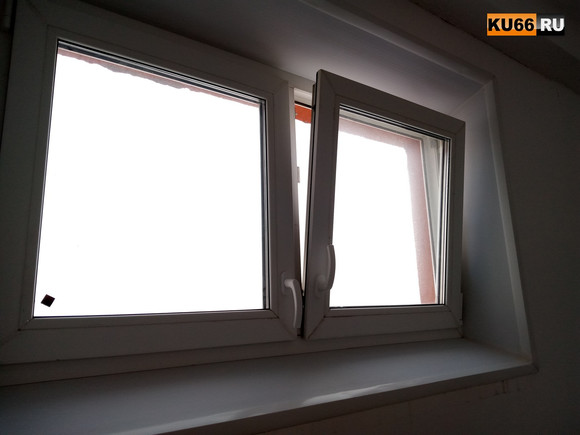 Открывать в подъезде окна бесконтрольно - небезопасно! При пожаре может выгореть весь подъезд?