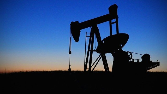 Экономист назвал плюсы для России от нефтяного эмбарго Экономист назвал плюсы для России от нефтяного эмбарго