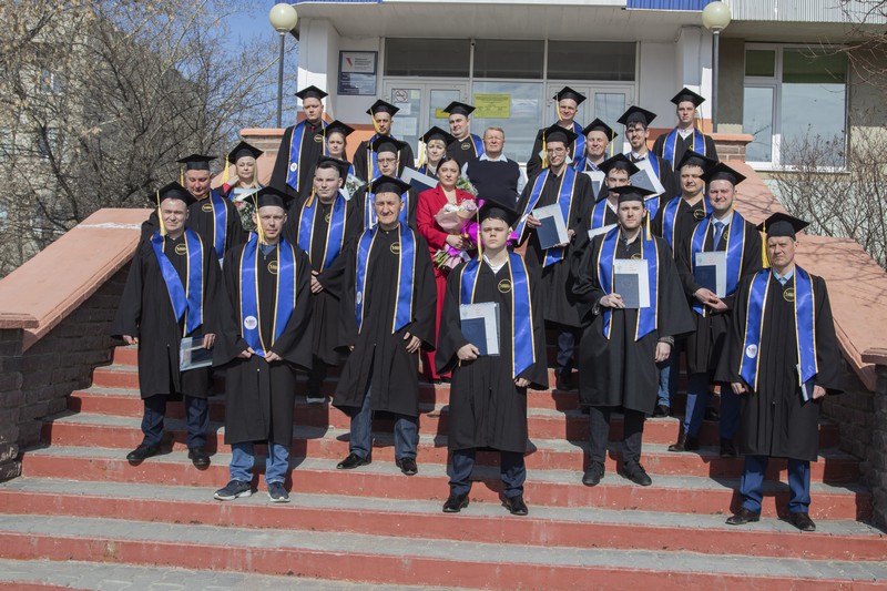 СинТЗ: Вручили дипломы специалистам