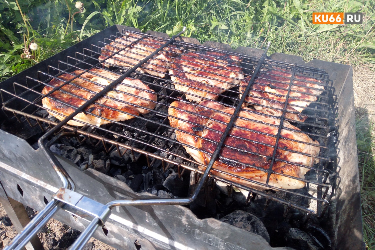 Перед вторым залпом майских каникул жители Каменска-Уральского, как и всей России, работают на час меньше обычного