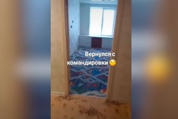 Муж вернулся из командировки, но вместо семьи его встретила опустошённая квартира со злым посланием