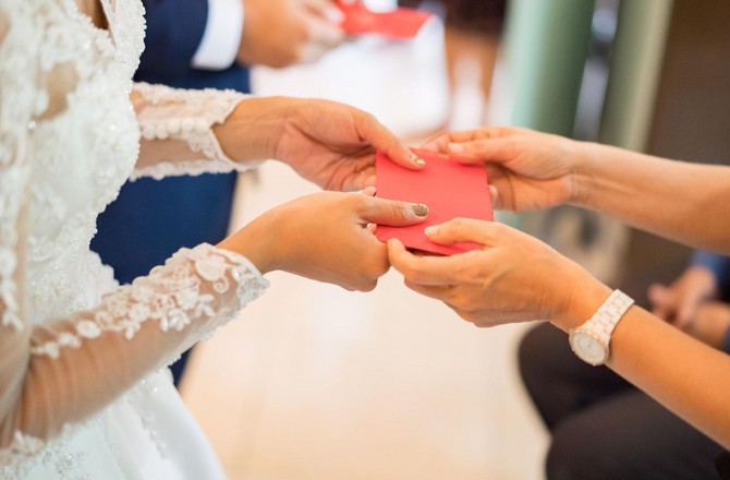 В Турции ребенок погиб от выстрела на свадьбе