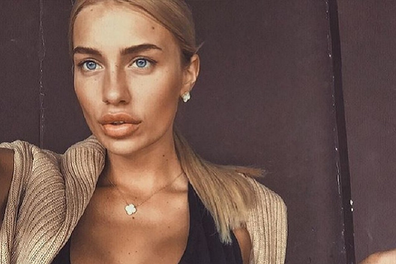 Купила сувенир, угодила в тюрьму: модель из Екатеринбурга оказалась в белорусской колонии из-за банки чая