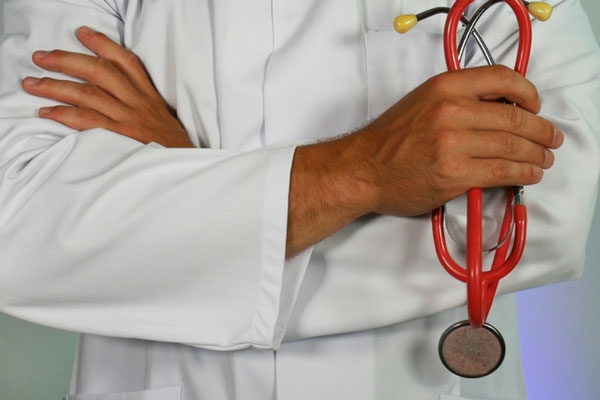 Десять молодых медработников устроились в детскую больницу Каменска-Уральского