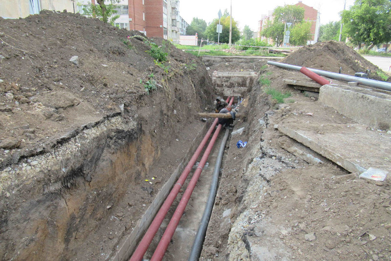 На время работ по подготовке коммунальных сетей к работе в холода чиновники советуют жителям Каменска-Уральского набраться терпения