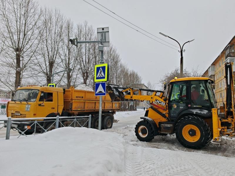 «Не хватает людей, техники»: коммунальщики рассказали о проблемах с уборкой дорог в Каменске-Уральском | В Каменске-Уральском рассказали о проблемах с уборкой дорог