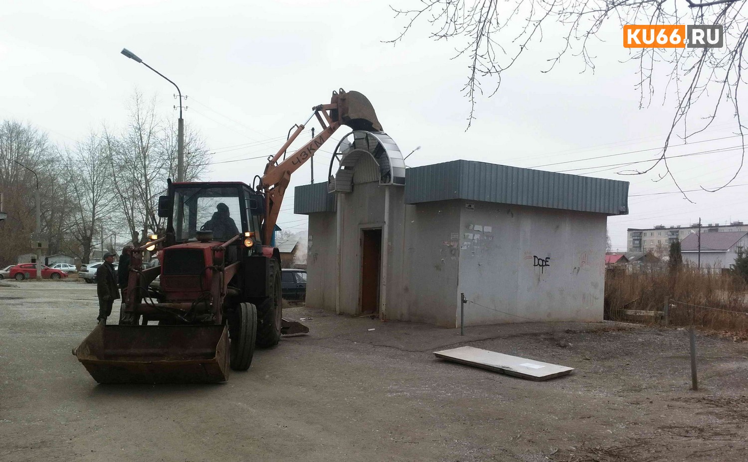 В Каменске-Уральском переделают два десятка остановочных комплексов. Киоски, кафе, гаражи и другие «посторонние» объекты грозятся снести