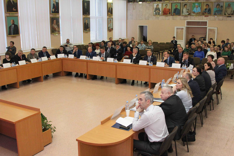 Основной объем — на социалку. Мэр Шмыков рассказал, каким будет бюджет Каменска-Уральского в 2020 году: доходов чуть меньше, чем расходов