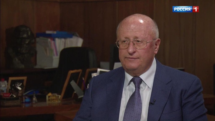 Разработчиков препарата "Спутник V" атаковали хакеры