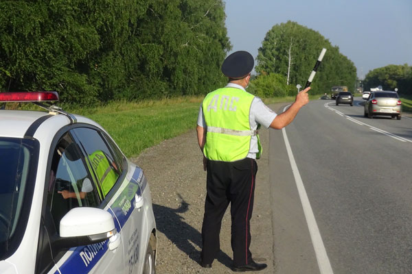 В выходные инспекторы ГИБДД проведут рейды в Каменске-Уральском и районе