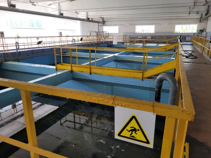 «Вода соответствует нормативам»: жителей Каменска-Уральского заверили в безопасности ресурса | Власти Каменска-Уральского заявили, что вода в городе «соответствует нормативам»