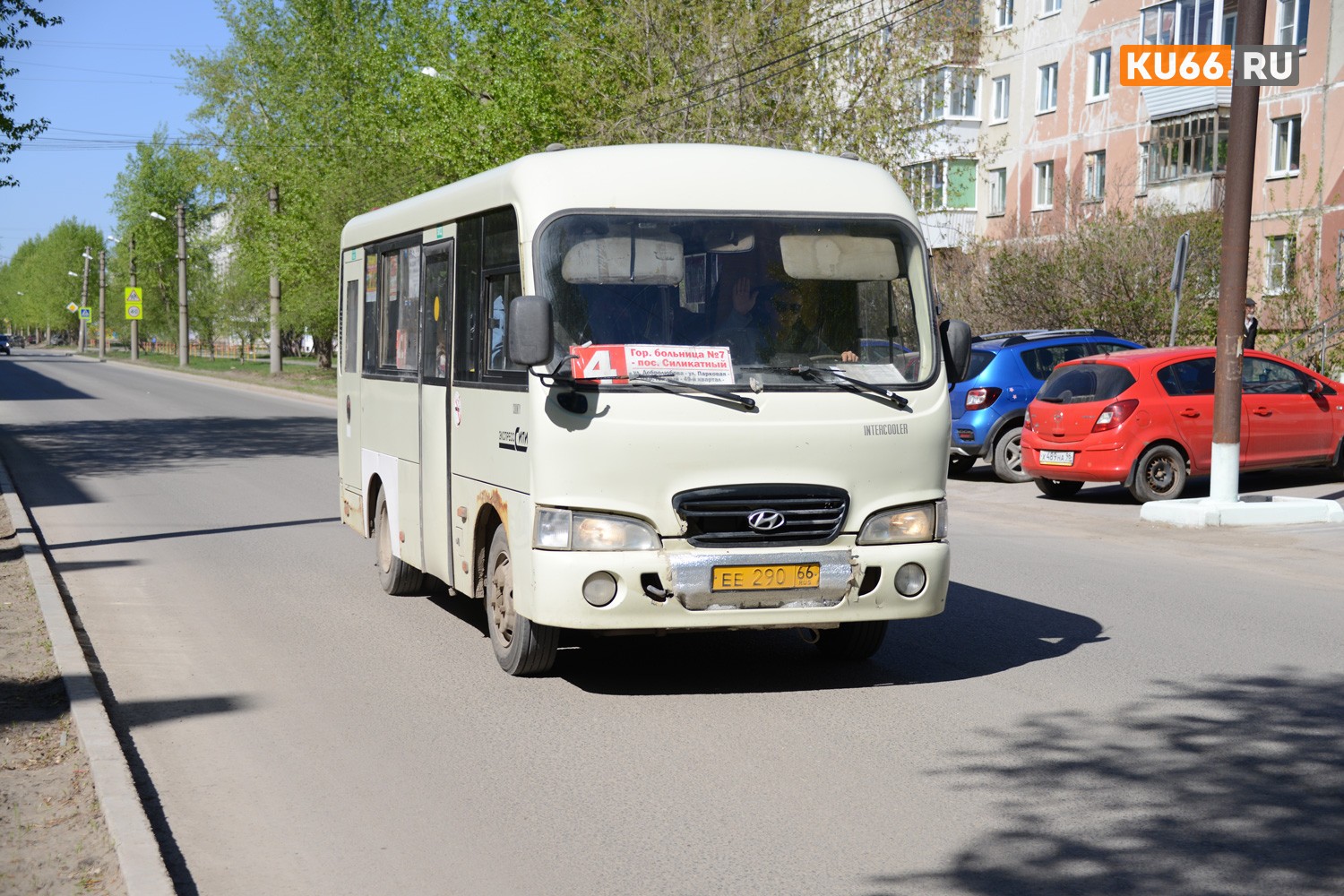 ЧП в автобусе в Каменске-Уральском — пострадали и дети, и взрослые : «Девочку лет семи родители с ожогами ног понесли в травмпункт» ЧП в автобусе в Каменске-Уральском — пострадали и дети, и взрослые : «Девочку лет семи родители с ожогами ног понесли в травмпункт»