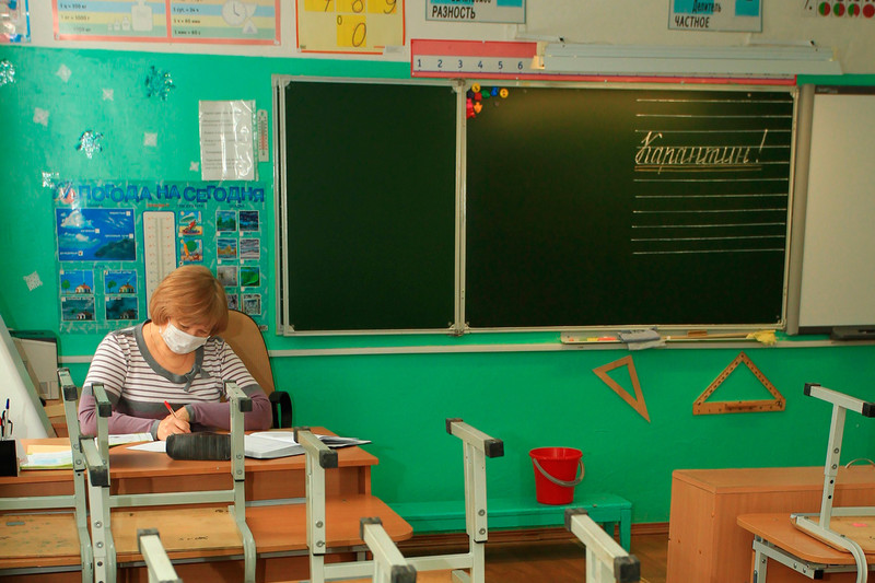 В Госдуме предложили продлить каникулы для школьников до 16 января