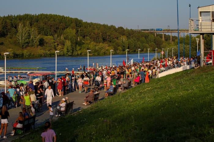 Любимый фестиваль каменцев «Лето на Исети» состоится 9 августа на лыжно-лодочной базе «Металлист» | Фестиваль «Лето на Исети» снова пройдет в Каменске-Уральском 9 августа Любимый фестиваль каменцев «Лето на Исети» состоится 9 августа на лыжно-лодочной базе «Металлист» | Фестиваль «Лето на Исети» снова пройдет в Каменске-Уральском 9 августа