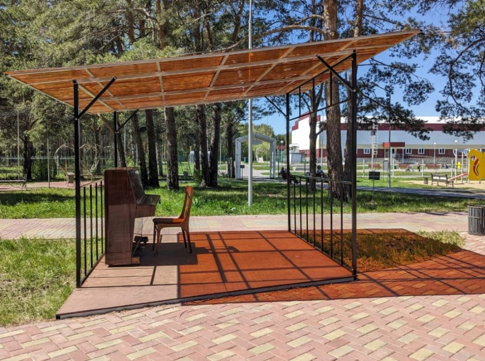 В Каменске-Уральском появится уличное пианино для всех желающих | В уральском городе появится уличное пианино для всех желающих