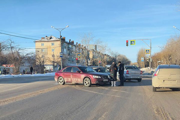 В предновогодней суете каменцы теряют бдительность на дорогах