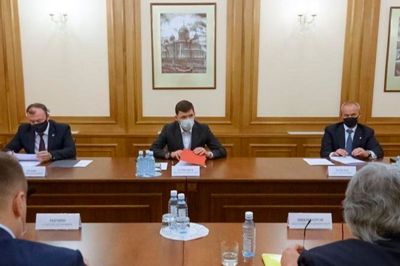 Евгений Куйвашев анонсировал новые меры поддержки для арендаторов ТЦ и кафе