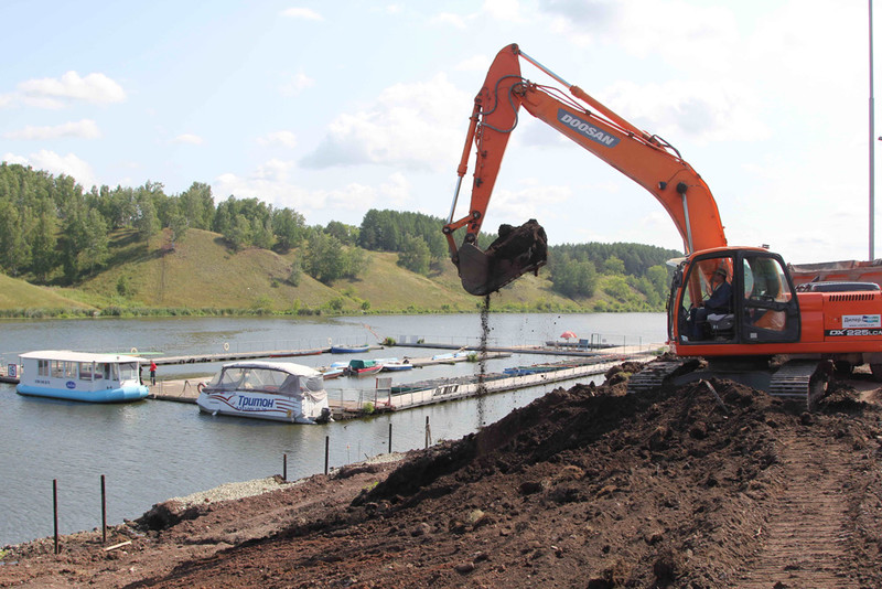 Каменск-Уральский хорошеет: фонтан прорисовывается, парк «Космос» преобразился, а база «Металлист» поражает масштабами благоустройства