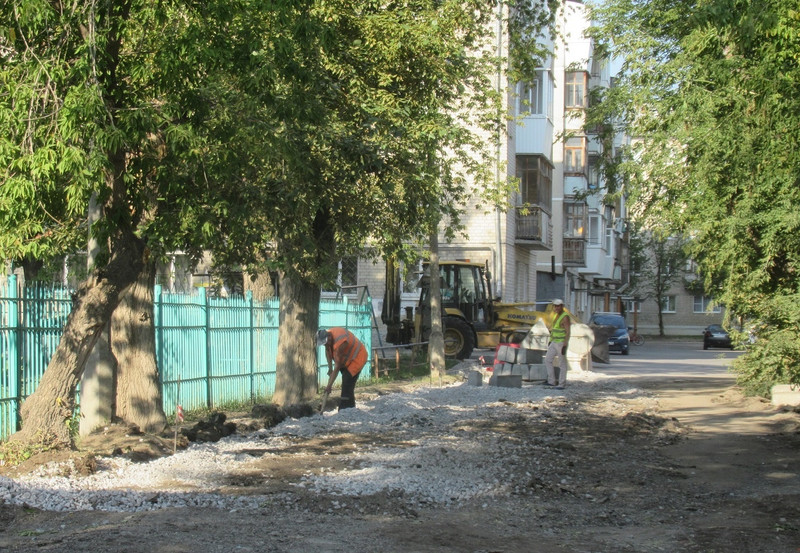 Вы просили, власть услышала: в Каменске-Уральском между детскими садами начался долгожданный ремонт проезда, о котором мечтали родители Вы просили, власть услышала: в Каменске-Уральском между детскими садами начался долгожданный ремонт проезда, о котором мечтали родители