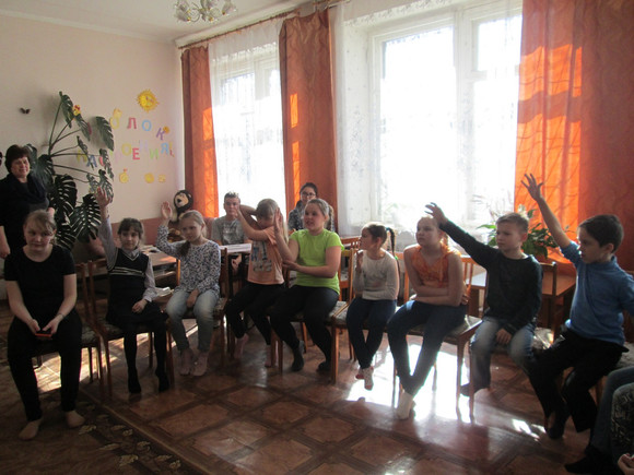 От станции «Архитектурная» через «Интеллектуальную» на «Игровую» - в детской библиотеке Каменска-Уральского прошел необычный квест