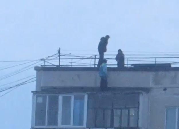 Стражи порядка взялись за ситуацию с детьми-руферами в Каменске-Уральском | Полиция взялась за ситуацию с уральскими детьми-руферами