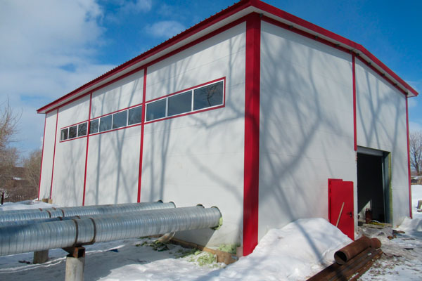 Теплопункт в пос. Чкалова: работы в разгаре. Идет сборка трубопроводов, а вскоре ждут основное оборудование. Запуск планируют летом