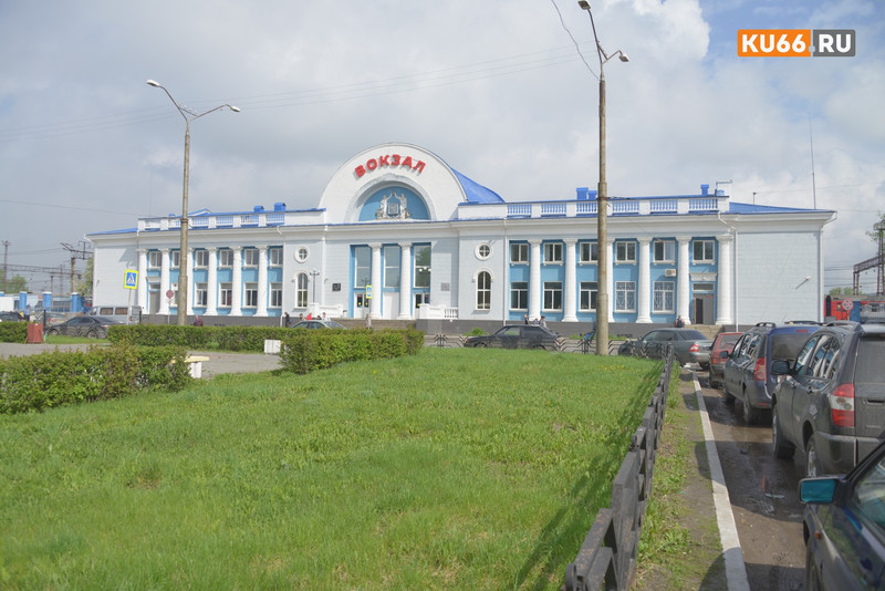 Добро пожаловать? Пожилую жительницу Первоуральска мужчина в Каменске-Уральском встретил грубо: забрал рюкзак. Но попался...