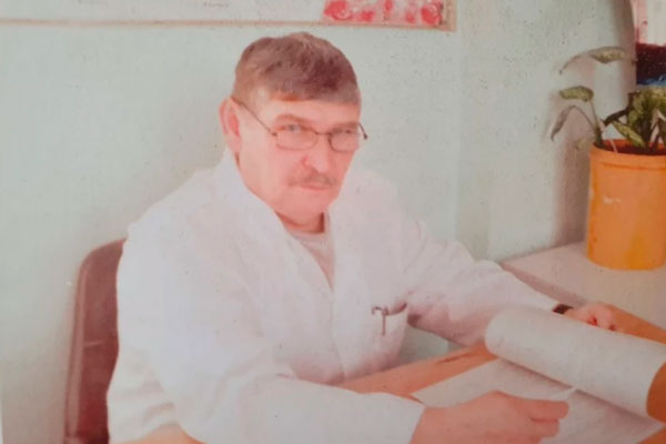 Медик из Каменска-Уральского умер после ошибочного диагноза. Вдова врача обвинила его коллег в смерти мужа