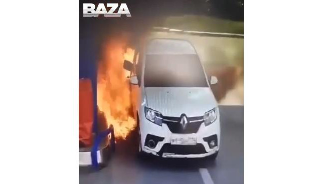 Под Челябинском посетитель заправки едва не спалил себя и авто, чиркнув зажигалкой от скуки