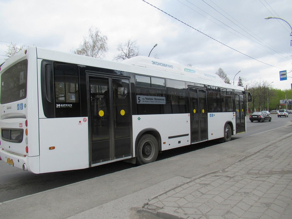 Пассажиры будут рады: в Каменске-Уральском на маршруты вышли четыре новых автобуса — более экологичные и гораздо удобнее и комфортнее Пассажиры будут рады: в Каменске-Уральском на маршруты вышли четыре новых автобуса — более экологичные и гораздо удобнее и комфортнее