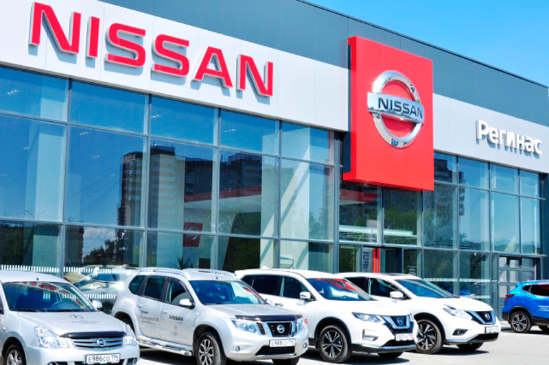 Пора брать: крупнейшие склады Nissan в Екатеринбурге распродадут со скидками до 500 000 рублей